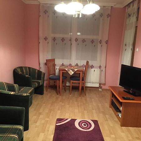 Yuliya Apartment Heviz Bagian luar foto