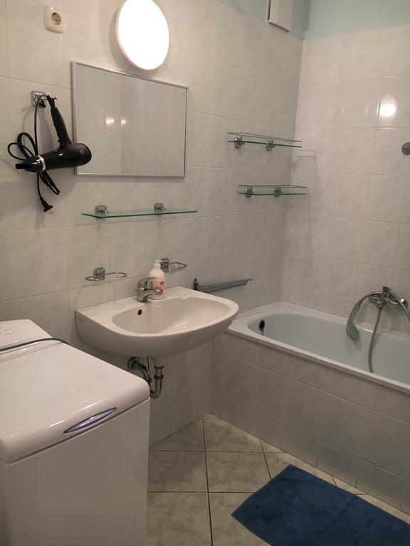 Yuliya Apartment Heviz Bagian luar foto